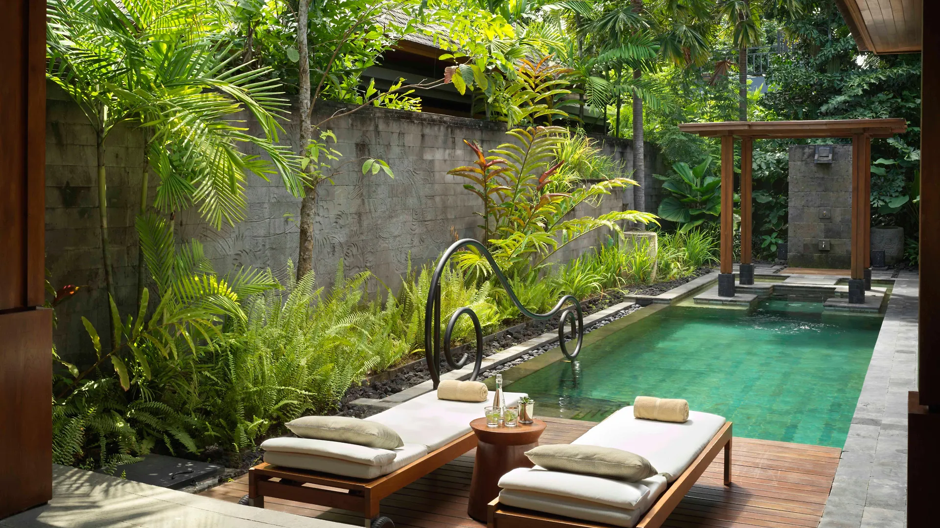 ***** Resort Hotel Indigo Bali Seminyak Beach By Ihg Indonesia